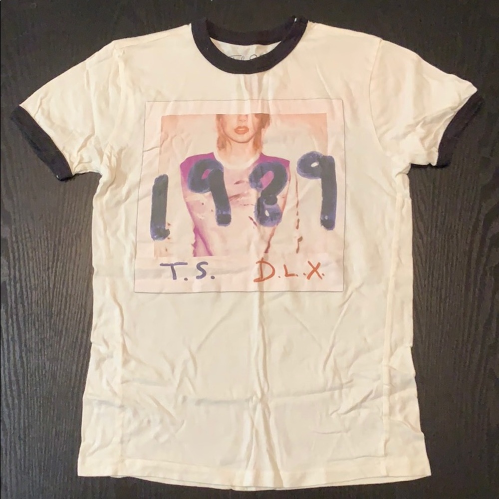 Official Taylor Swift 1989 Album Cover Shirt